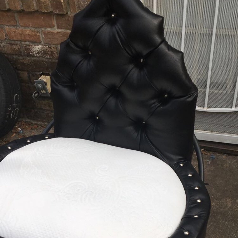 Dog bed - Picture 2 of 2